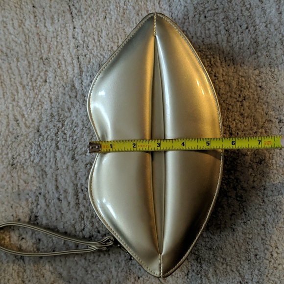 Gold Poly Lips Wristlet Purse - Picture 7 of 8